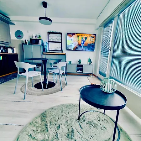 アパート Vincenzo Appart, Confortable A Nendaz, Acces Direct Au Telecabine De Tracouet Et Parking Souterrain Inclus ナンダ